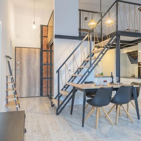 Apartament Z Antresola Nowa Papiernia Wroclaw Luaran gambar